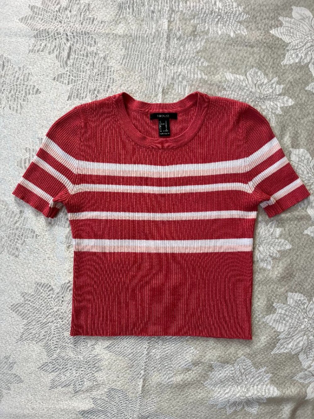 Forever 21 Pink Striped Ribbed Crop Top Small